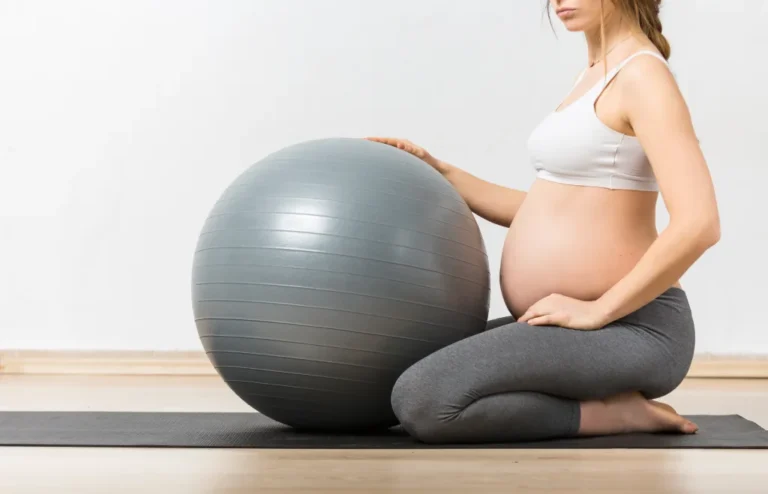 Fungsi Gym Ball untuk Ibu Hamil