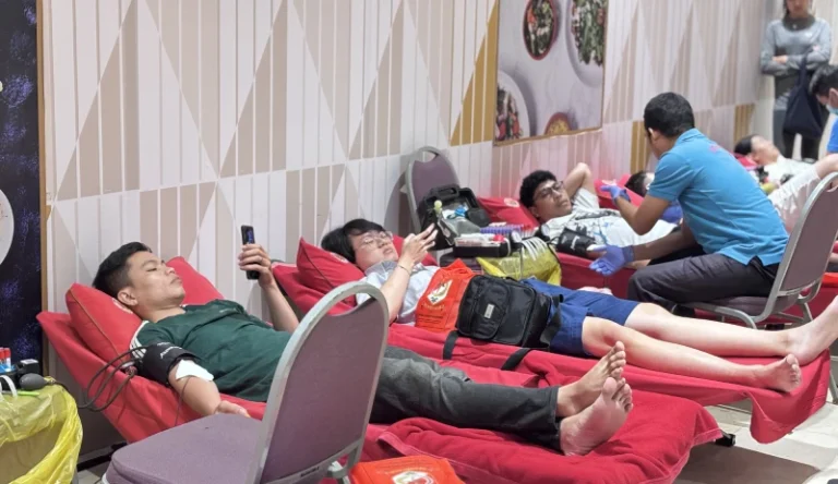 Donor Darah Bersama Rumah Berkat dan Rumah Sosial di Mall Taman Anggrek 13 april 2025