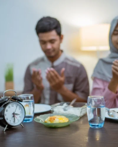 8 Tips Sehat di Bulan Ramadhan agar Tetap Bugar dan Kuat